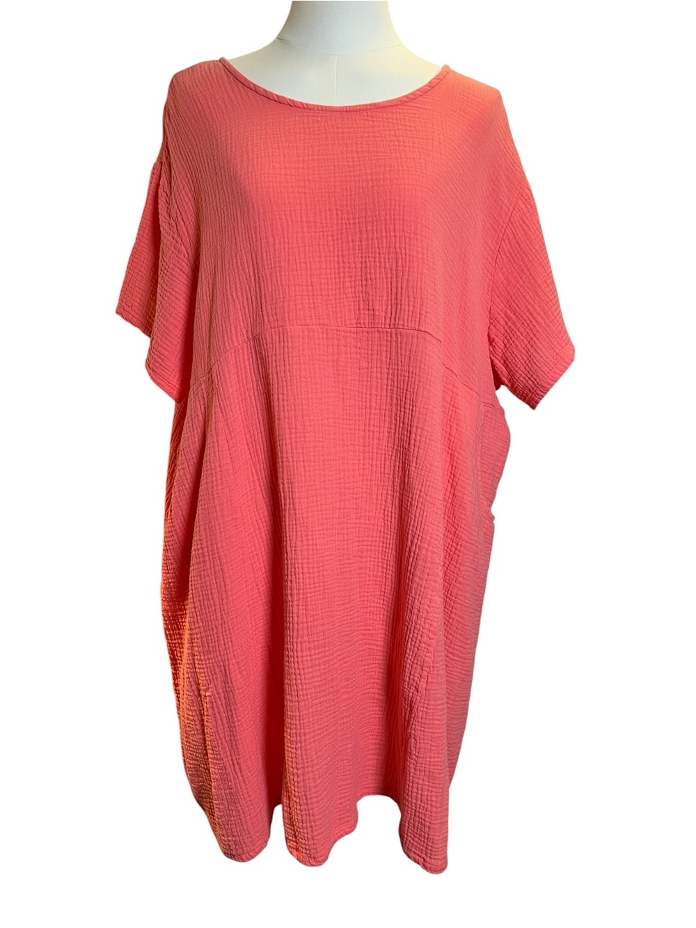 Bryn Walker Mara Gauze Coral Tunic Dress
Lagenlook Size XL